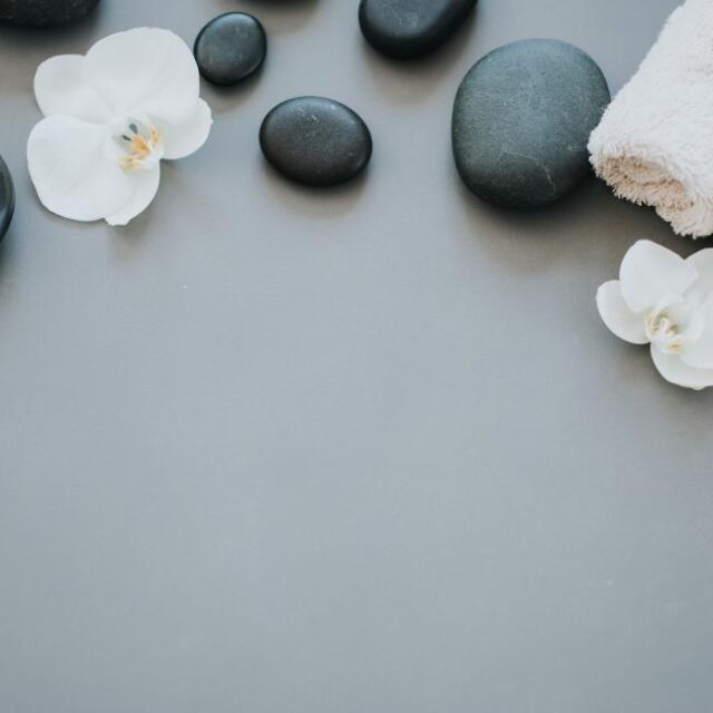 https://www.volupta.it/wp-content/uploads/2025/03/zen-spa-concept-with-stones-and-orchids-640x640.jpg